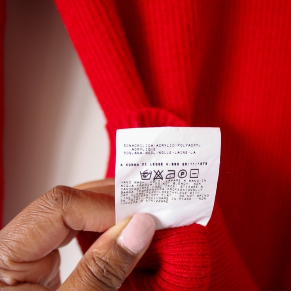 Dolce & Gabbana Red Sweater with Logo - Picture 10 of 10